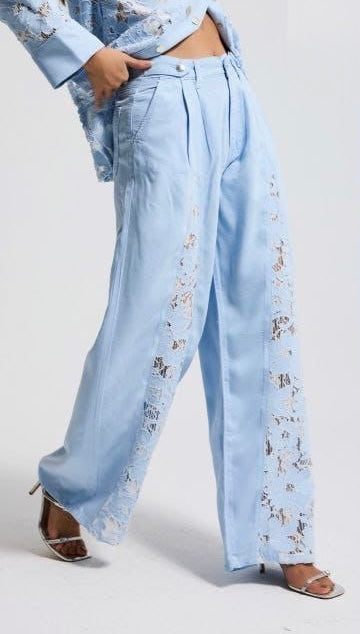 Baby blue Lace Statement Set