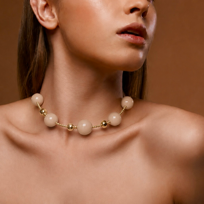 Choker Balini Presence