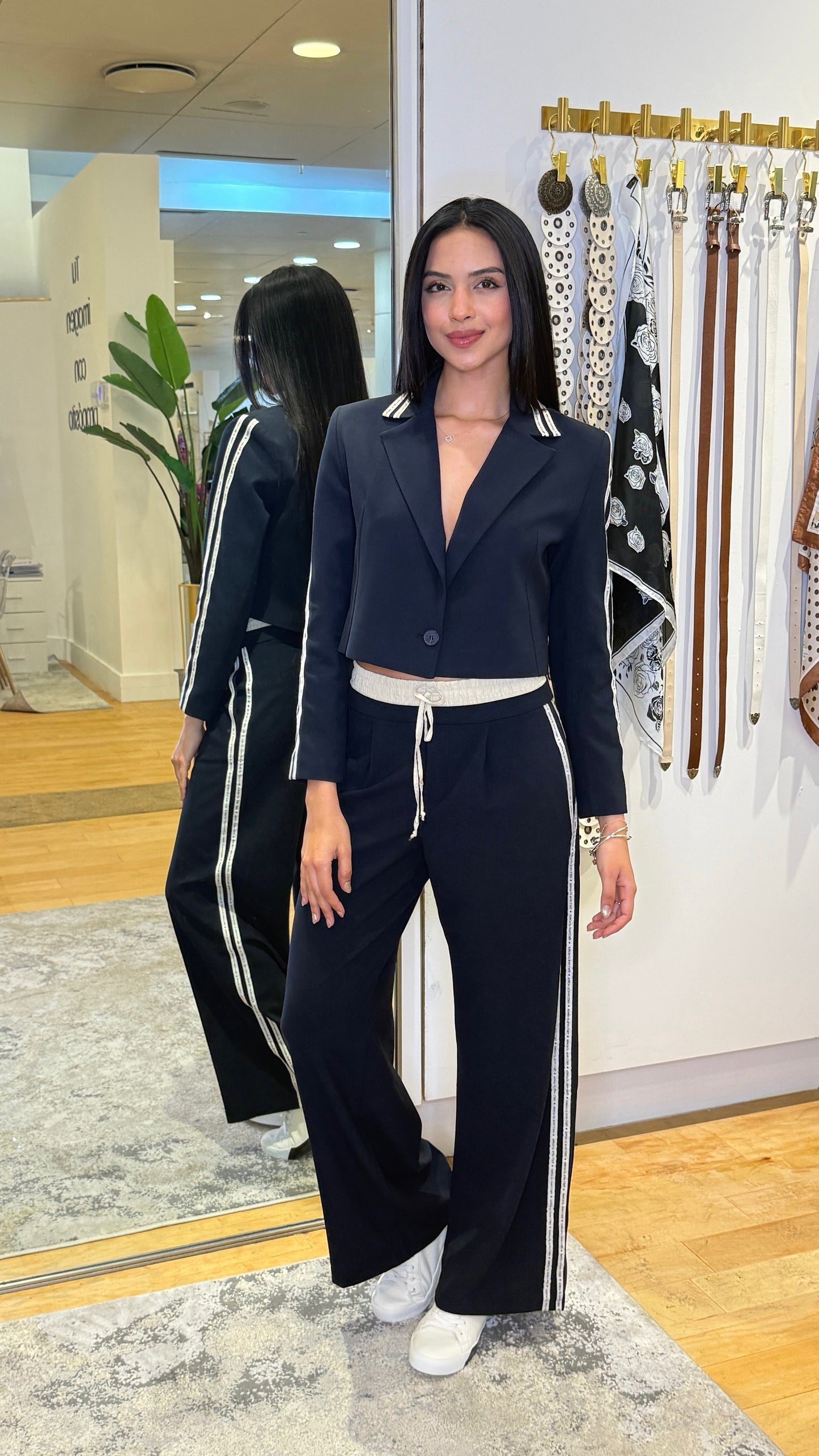 Sporty Cropped Blazer Set